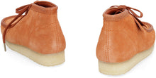 Load image into Gallery viewer, Wallabee suede lace-up shoes
