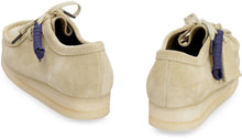 Load image into Gallery viewer, Wallabee suede lace-up shoes
