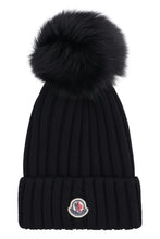 Load image into Gallery viewer, Ribbed pom-pom beanie
