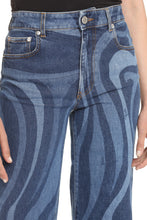 Load image into Gallery viewer, Wide leg jeans
