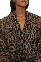 Load image into Gallery viewer, Wool and cashmere cape

