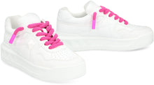 Load image into Gallery viewer, Valentino Garavani - One Stud low-top sneakers
