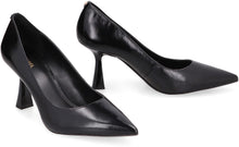Load image into Gallery viewer, Clara leather pumps
