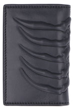 Load image into Gallery viewer, Leather flap-over card-holder
