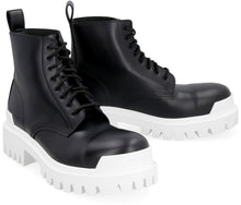 Load image into Gallery viewer, Strike leather combat boots
