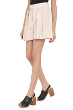 Load image into Gallery viewer, High waist shorts
