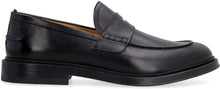 Load image into Gallery viewer, Calfskin loafers
