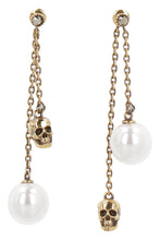 Load image into Gallery viewer, Pearls earrings
