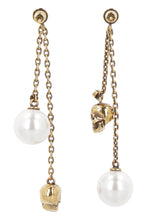 Load image into Gallery viewer, Pearls earrings
