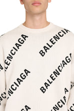 Load image into Gallery viewer, Long sleeve crew-neck sweater
