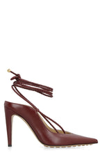 Load image into Gallery viewer, Spritz leather slingback pumps
