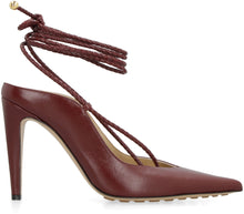 Load image into Gallery viewer, Spritz leather slingback pumps
