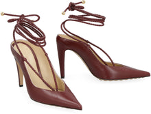 Load image into Gallery viewer, Spritz leather slingback pumps

