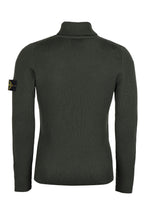 Load image into Gallery viewer, Ribbed turtleneck sweater
