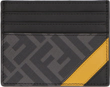 Load image into Gallery viewer, Leather card holder
