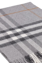 Load image into Gallery viewer, Check motif cashmere scarf

