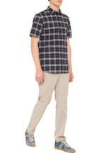 Load image into Gallery viewer, Checked cotton shirt
