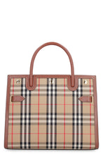 Load image into Gallery viewer, Title bag in leather and Vintage Check fabric
