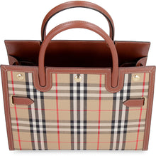 Load image into Gallery viewer, Title bag in leather and Vintage Check fabric
