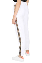 Load image into Gallery viewer, Contrast side stripes sweatpants
