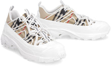 Load image into Gallery viewer, Arthur Vintage-check motif sneakers

