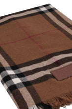 Load image into Gallery viewer, Checked cashmere scarf
