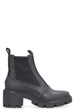 Load image into Gallery viewer, Leather Chelsea boots
