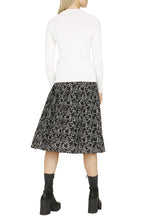 Load image into Gallery viewer, Ribbed virgin-wool sweater
