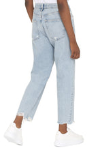 Load image into Gallery viewer, 90's Crop loose- straight jeans
