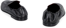 Load image into Gallery viewer, Logo detail leather loafers
