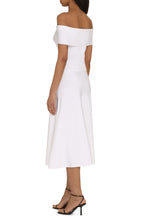 Load image into Gallery viewer, Viscose dress
