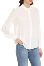 Load image into Gallery viewer, Assuan silk blouse
