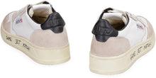 Load image into Gallery viewer, Medalist low-top sneakers
