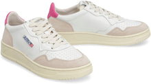 Load image into Gallery viewer, Medalist leather low-top sneakers
