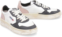 Load image into Gallery viewer, Medalist leather low-top sneakers
