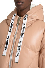 Load image into Gallery viewer, Khris hooded down jacket
