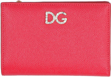 Load image into Gallery viewer, Small leather flap-over wallet
