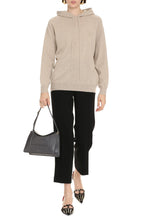Load image into Gallery viewer, Wool and cashmere blend pullover
