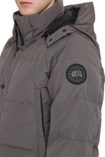 Load image into Gallery viewer, Wyndham hooded short parka
