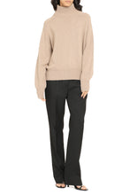Load image into Gallery viewer, Turtleneck wool pullover
