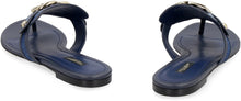Load image into Gallery viewer, Flat sandals
