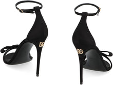 Load image into Gallery viewer, Satin sandals
