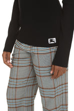 Load image into Gallery viewer, Knitted turtleneck pullover
