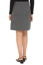 Load image into Gallery viewer, Liar wool wrap skirt
