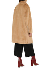 Load image into Gallery viewer, Evaristo faux fur coat
