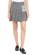 Load image into Gallery viewer, Pleated mini skirt
