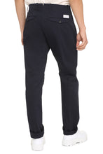 Load image into Gallery viewer, Slim fit chino trousers
