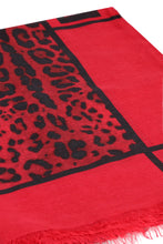 Load image into Gallery viewer, Fringed edges scarf
