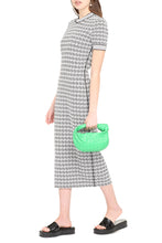 Load image into Gallery viewer, Jacquard midi dress
