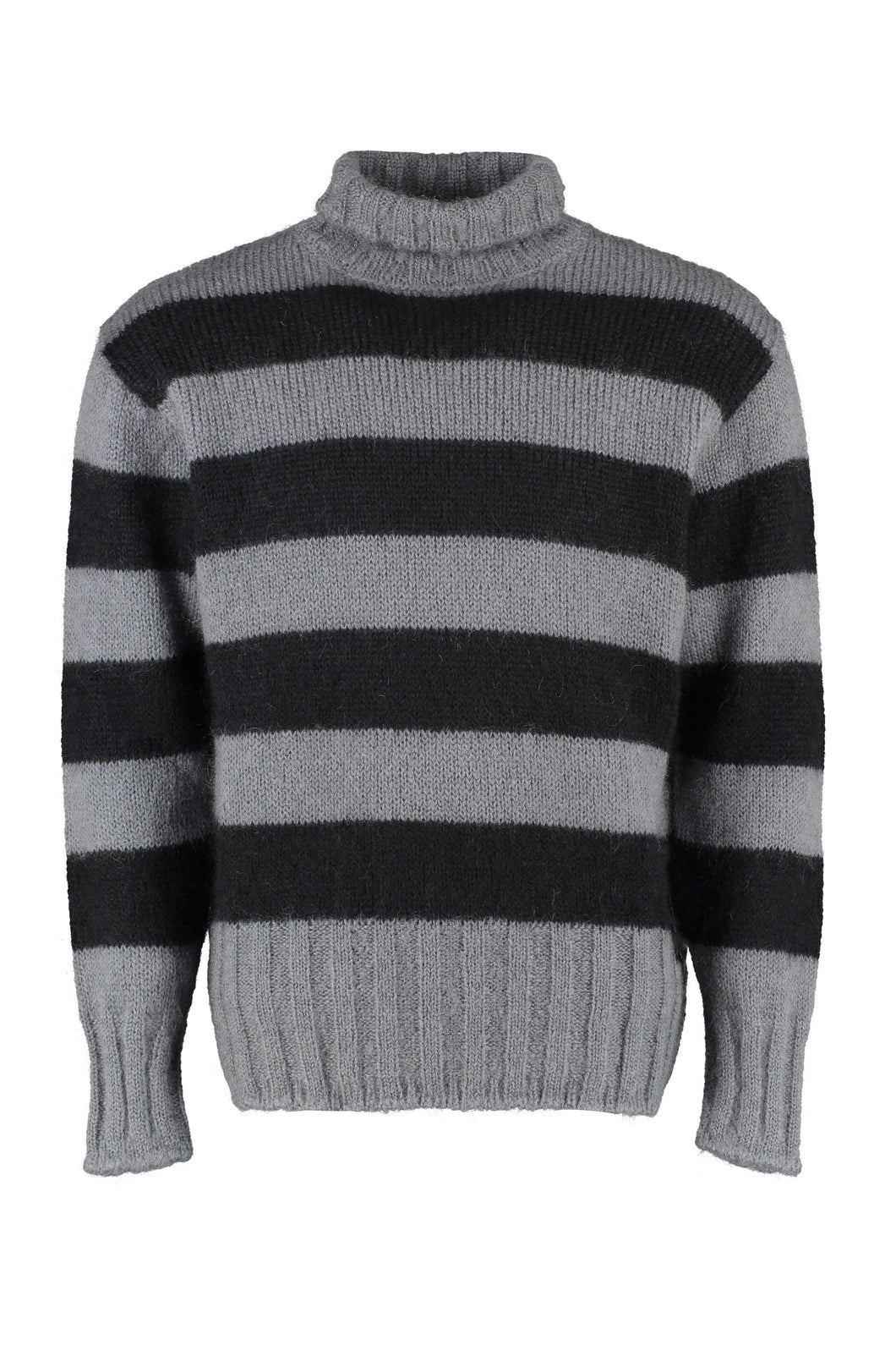 Long sleeve turtleneck